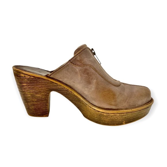 Born Haledon Taupe Leather Clogs 3 Inch Heels - Women's size 8 - Picture 9 of 11